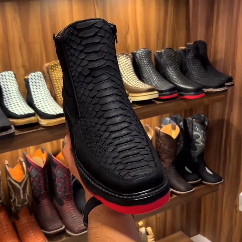 J4295 New Retro Snake Print Martin Boots