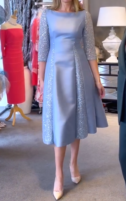 The Dazzle Blue Midi Dress For Event