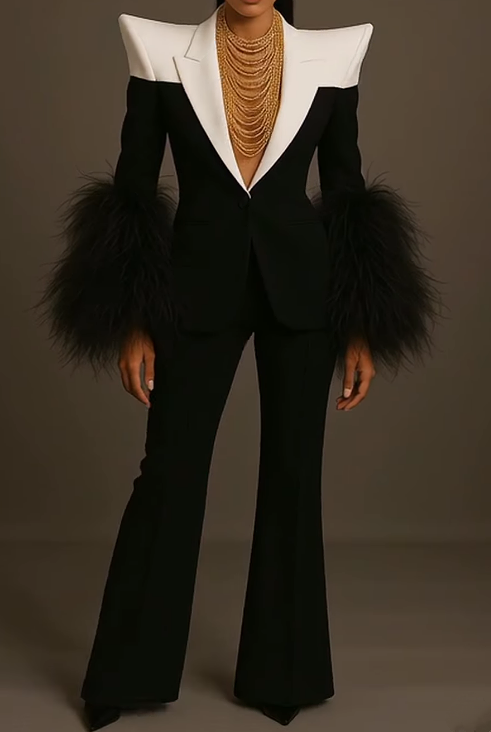 Powerful Black&White Blazer Set