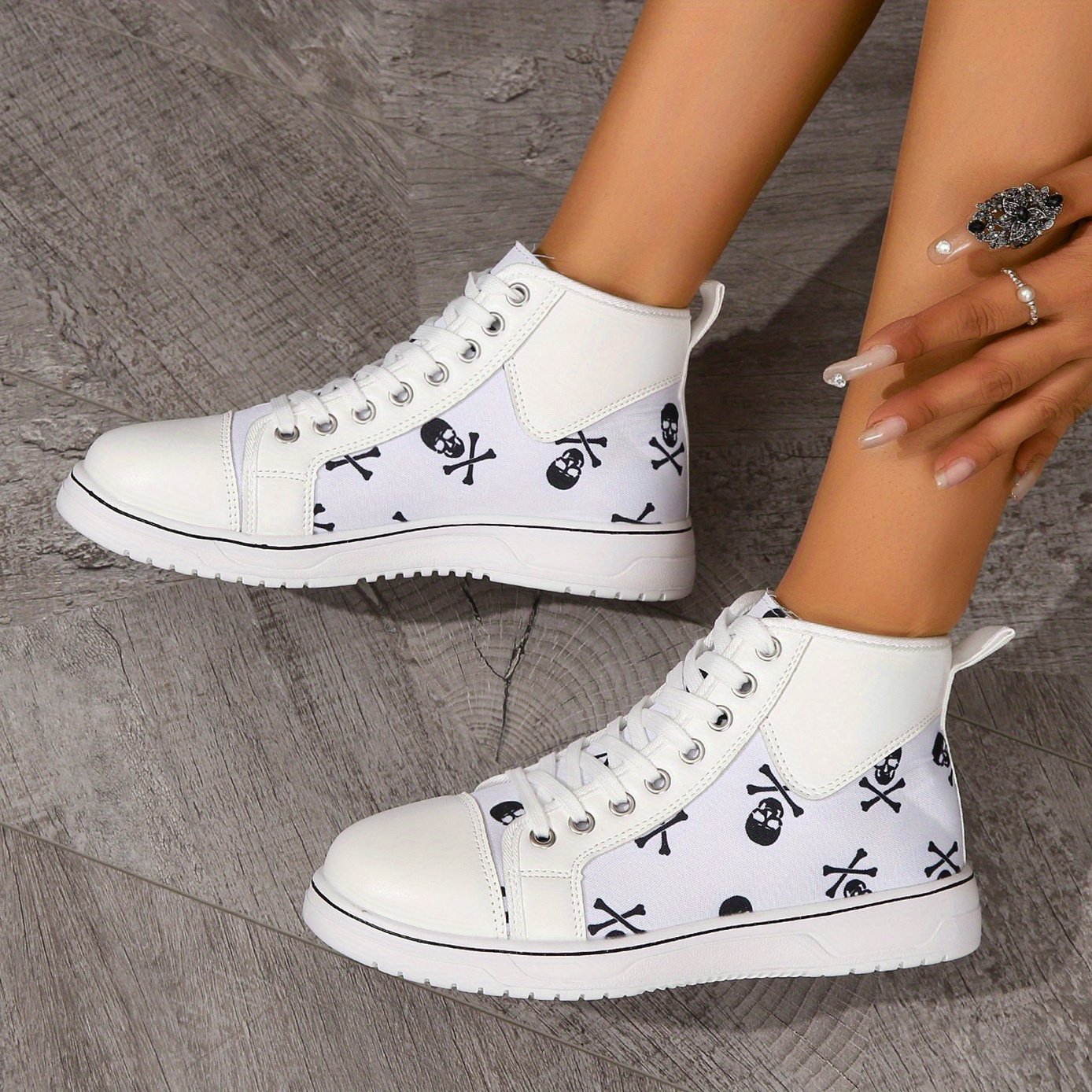 Women's Skull Pattern Sneakers Casual Walking Trainers