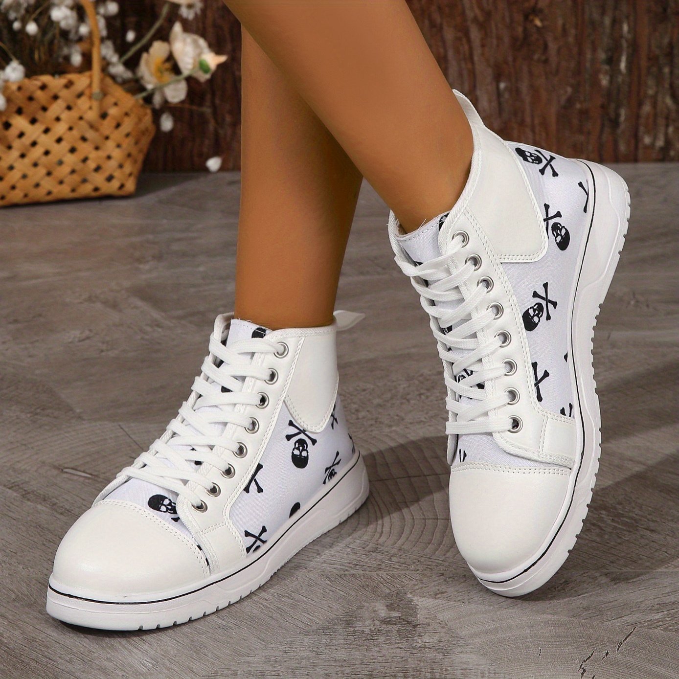 Women's Skull Pattern Sneakers Casual Walking Trainers