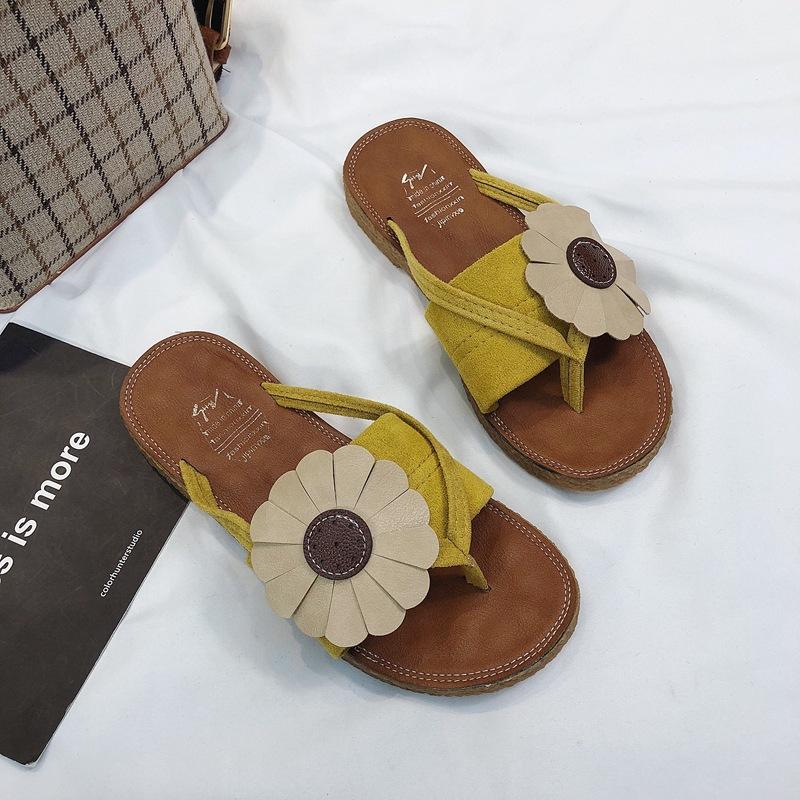 Toe Post Flower Design Flat Slipper