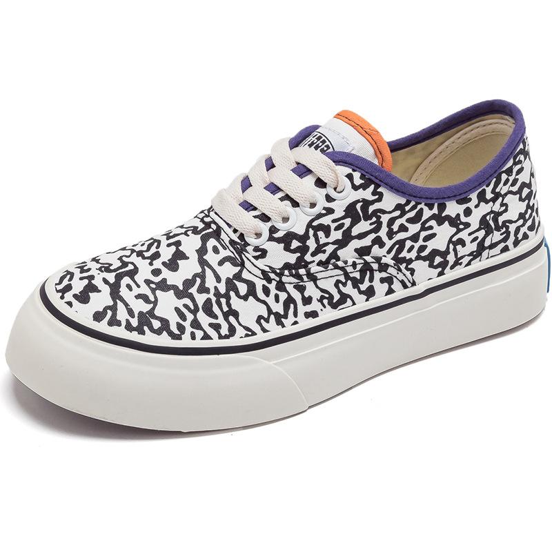 New Round Toe Canvas Lace-Up Leopard Low Top Casual Shoes